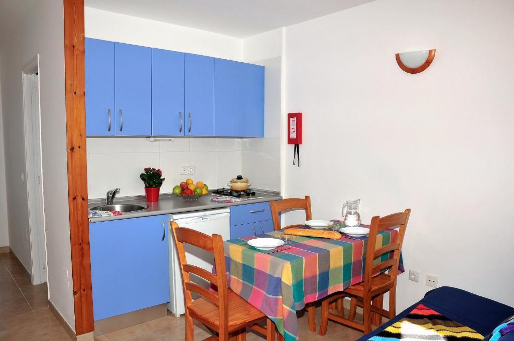 S'Arenal Apartments Portinatx Eksteriør billede
